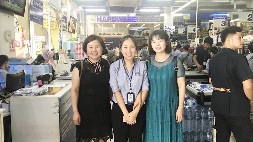 泰国五金工具连锁超市夜光胶带应用案例！